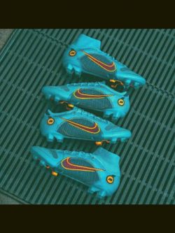 Nike Chaussure Foot pour Homme