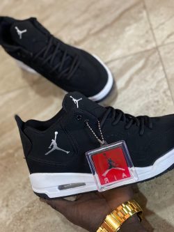 Jordan Courtside 23 Black/White