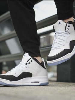 Jordan Courtside 23 Black/White