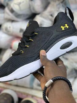 Under Armour Hovr Rise 4